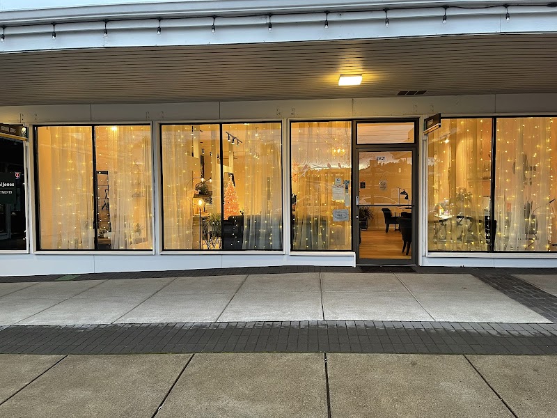 Eugene 3B'sBeauty - Day Spa in Eugene