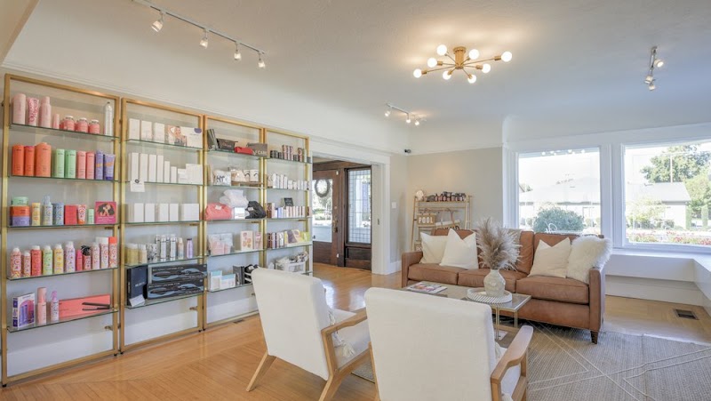 Oakdale 507 Spa and Salon - Day Spa in Oakdale