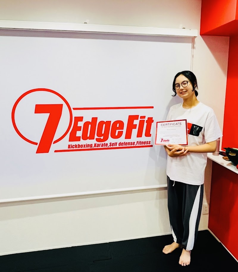 Suita City 7Edge Fit Seven Edge Fit - Day Spa in Suita City