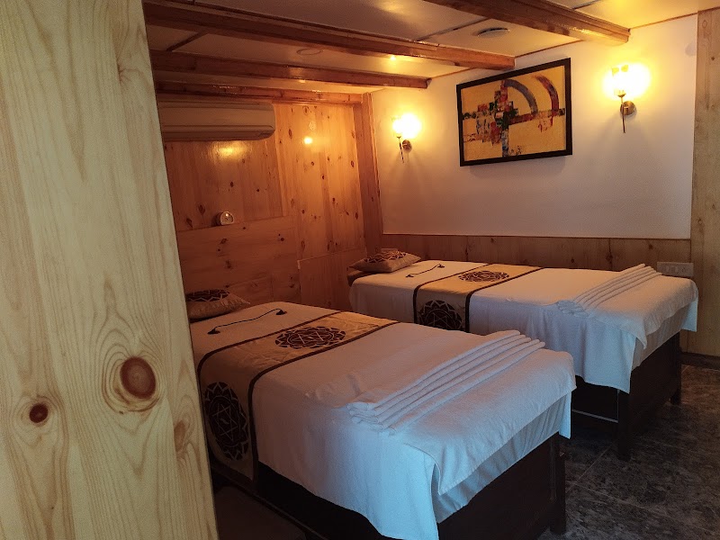 Aatmn Spa-Best Spa in Manali / Professional Spa/ Best Couple Spa/ Award Winning Spa - Day Spa in Manali