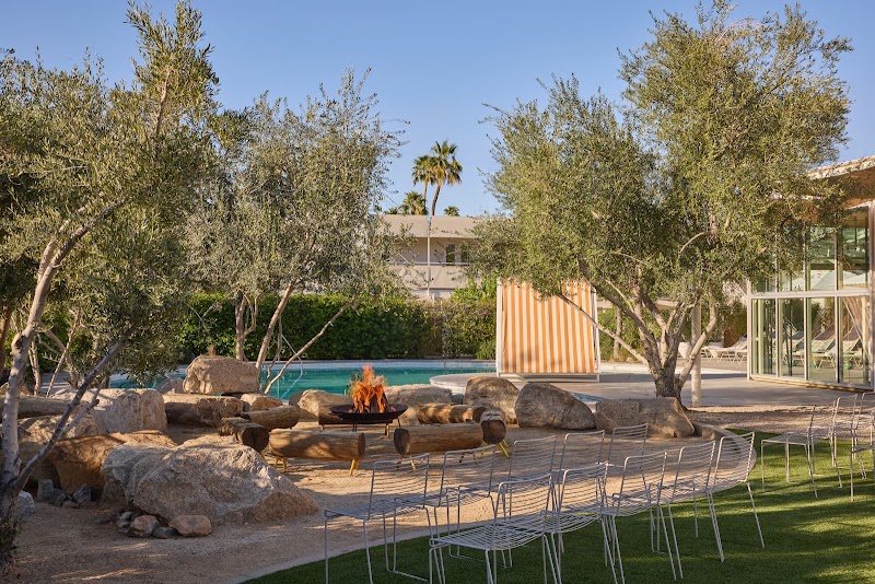 Ace Hotel Feel Good Spa Palm Springs - Hotel Spa in Palm Springs