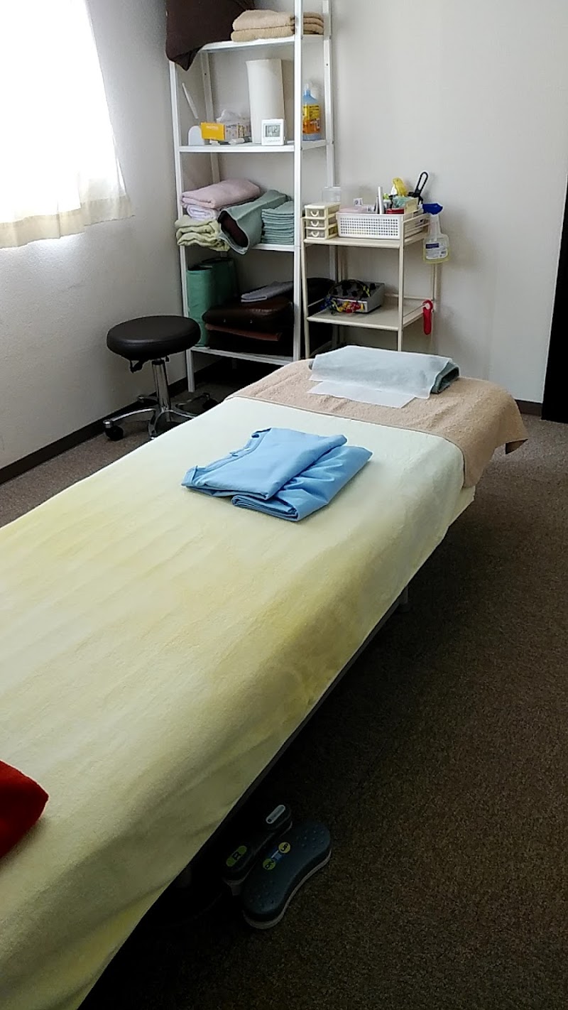 Acupuncture Massage R Kita Ward, Okayama City - Day Spa in Kita Ward, Okayama City
