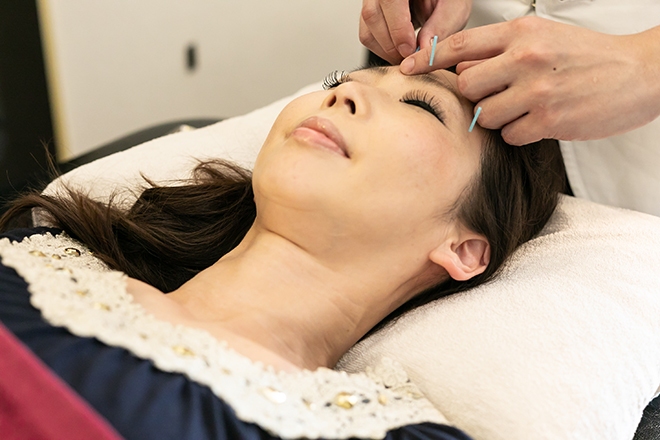 Acupuncture Treatment Clinic Eir Acupuncture, Moxibustion, Manual Therapy Osaka City Hirano Ward - Day Spa in Osaka City Hirano Ward