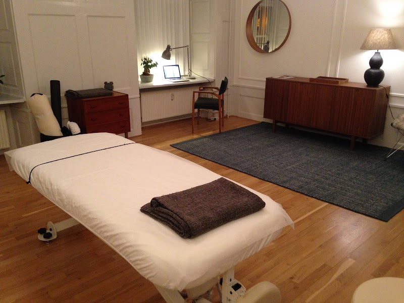 Adam Wolden-Ræthinge Kropsterapi København - Day Spa in København