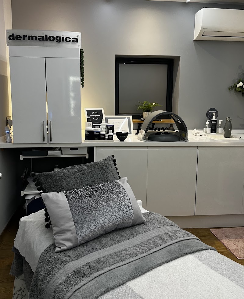 Adele Moruzzi, Skin Therapist, Sudbrook Therapy Centre Dronfield - Day Spa in Dronfield