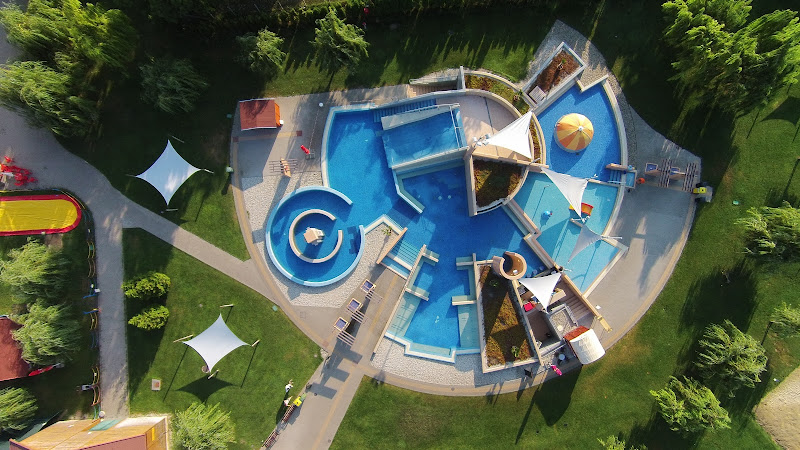 Agárdi Gyógy- és Termálfürdő Zrt. Gárdony - Day Spa in Gárdony