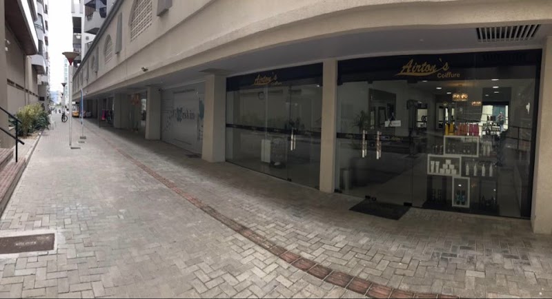 Airton's Coiffure Itapema - Day Spa in Itapema