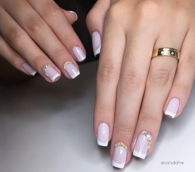 Aline Cabelos e Unhas Joinville - Day Spa in Joinville