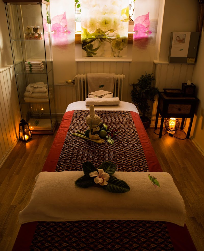 Alishba by Moa Gothenburg