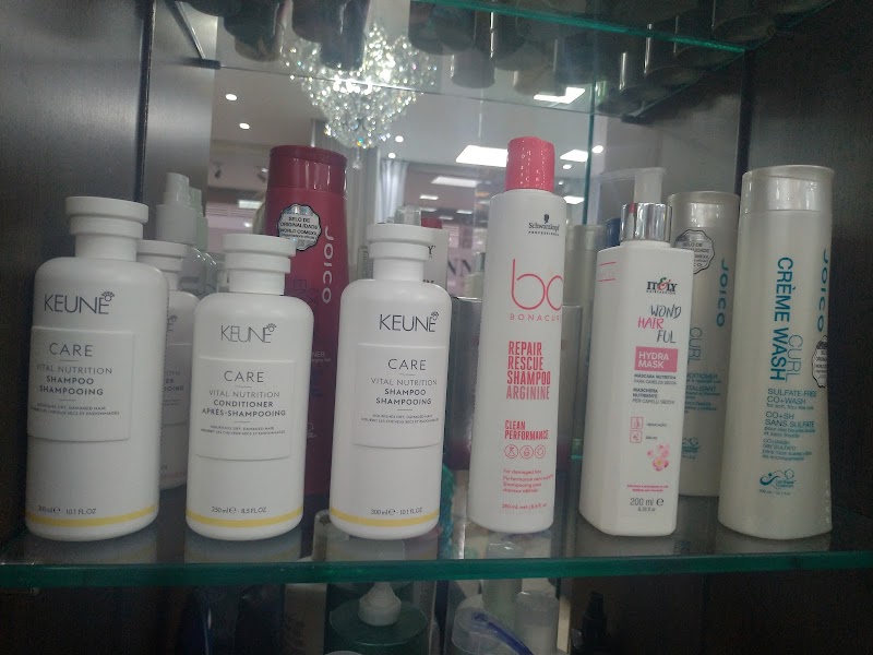 Anne Cabeleireira Nova Esperança - Day Spa in Nova Esperança