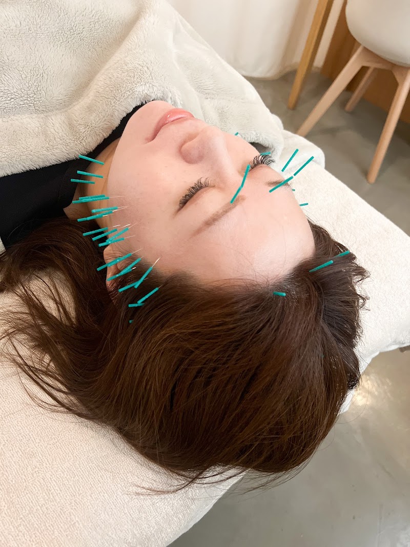 AratΕ Acupuncture Massage Clinic & Orthopedic Clinic Chuo Ward, Osaka - Day Spa in Chuo Ward, Osaka