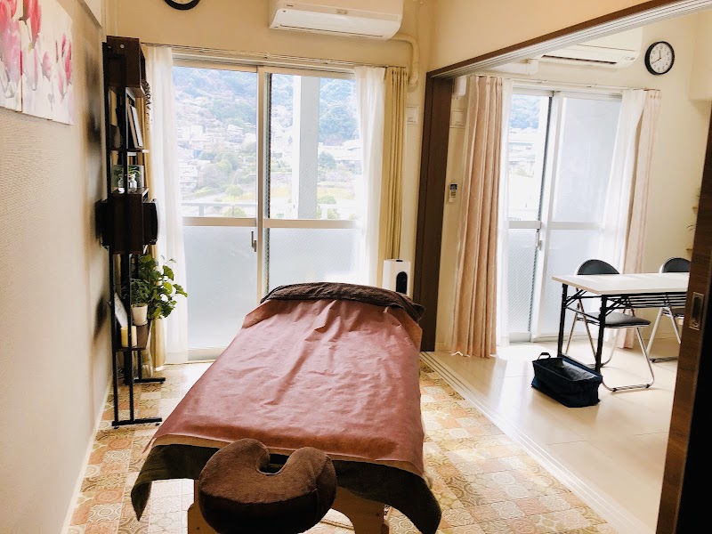 Aroma & Healing Neroli Kitakyushu City Yahatanishi Ward - Day Spa in Kitakyushu City Yahatanishi Ward