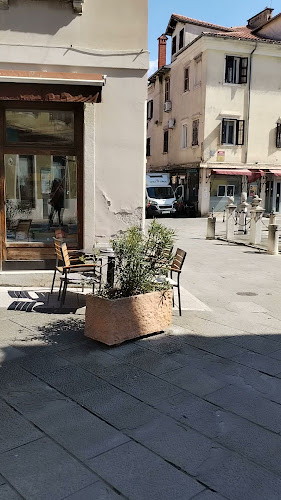 ATherapy Massage & FishSpa Koper