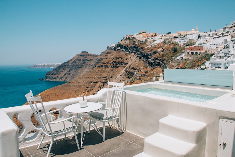 Athina Luxury Suites Santorini - Hotel Spa in Santorini