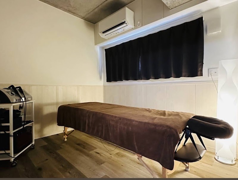 Athlete Body Care Salon LaCure Rakua Naha City - Day Spa in Naha City