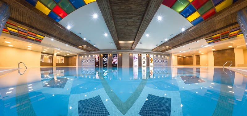 Isfahan atrinasportclub