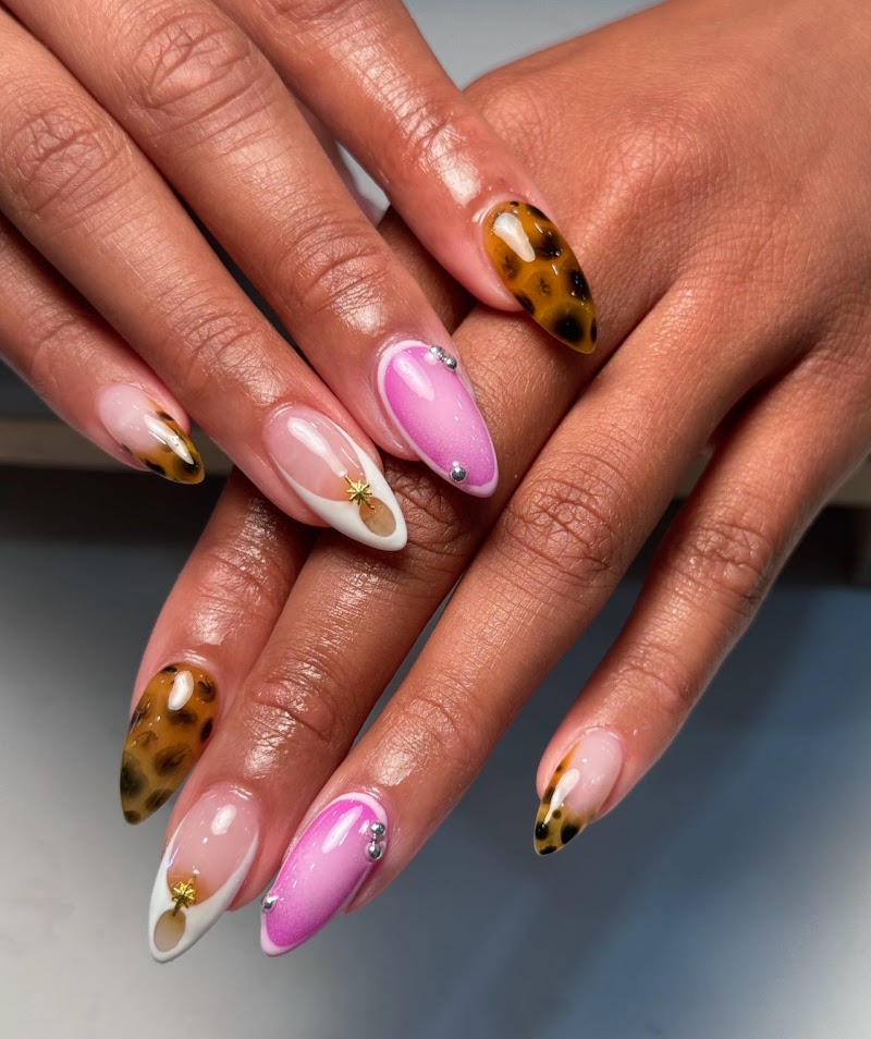 ATS Spa and Nails Forest Hills - Day Spa in Forest Hills