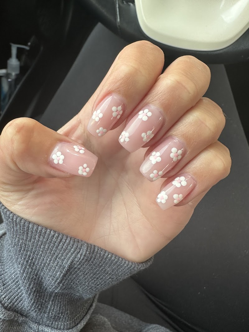 Avalon Nails & Spa Estero - Day Spa in Estero