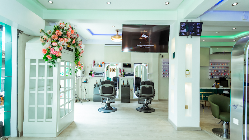 Avenue A Beauty Lounge and Spa Accra