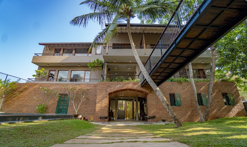 Ayur Ayur Ayurveda Retreat Negombo - Resort Spa in Negombo