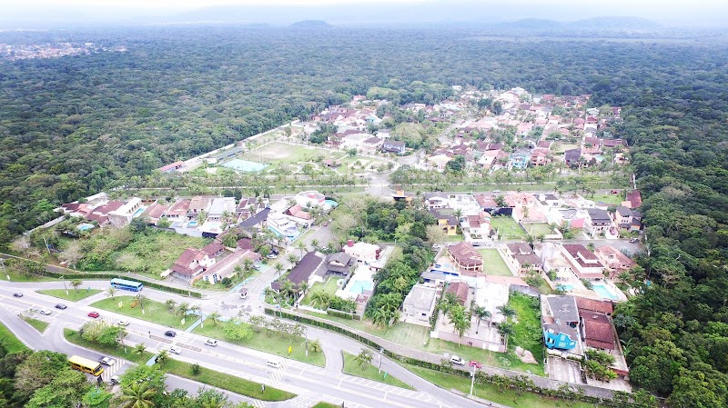 Balneario Tropical São Sebastião - Day Spa in São Sebastião