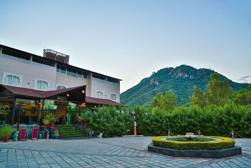 Bamboo Saa Resort & Spa Udaipur - Resort Spa in Udaipur