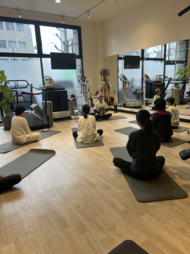 Kumamoto City Chuo Ward be.fitness - Day Spa in Kumamoto City Chuo Ward