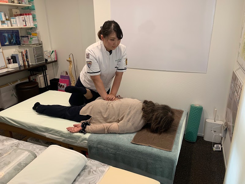 Beauty Chiropractic Salon Wiz Akashi City - Day Spa in Akashi City