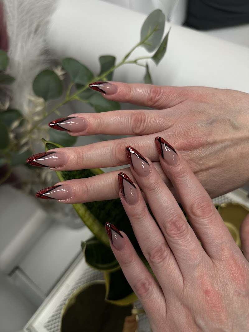 Beauty Therapist Dafni - Day Spa in Dafni