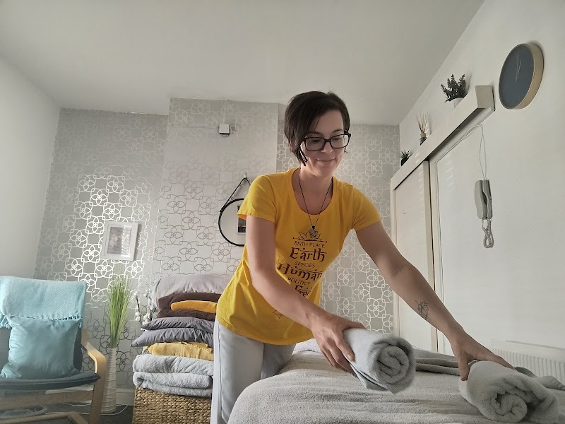 Bee's Holistics Birmingham - Day Spa in Birmingham