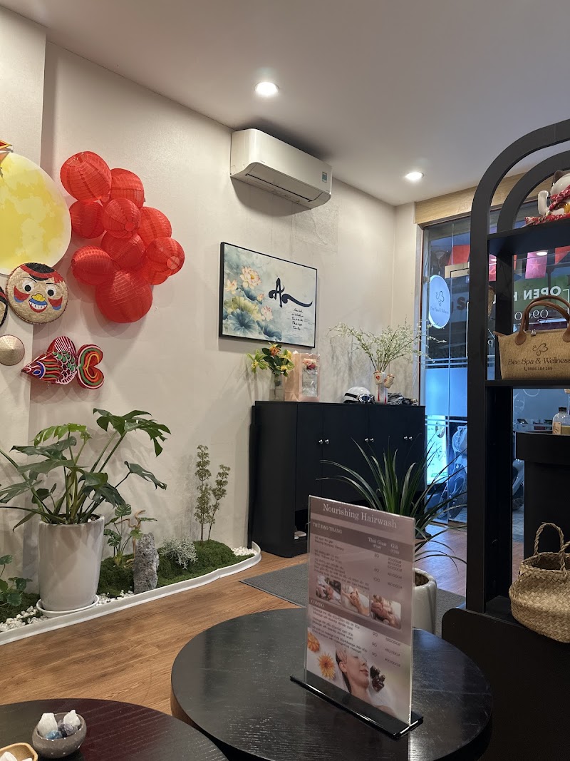 Bee Spa Wellness - Ngõ 279 Đội Cấn Quận Ba Đình - Wellness Retreat in Quận Ba Đình