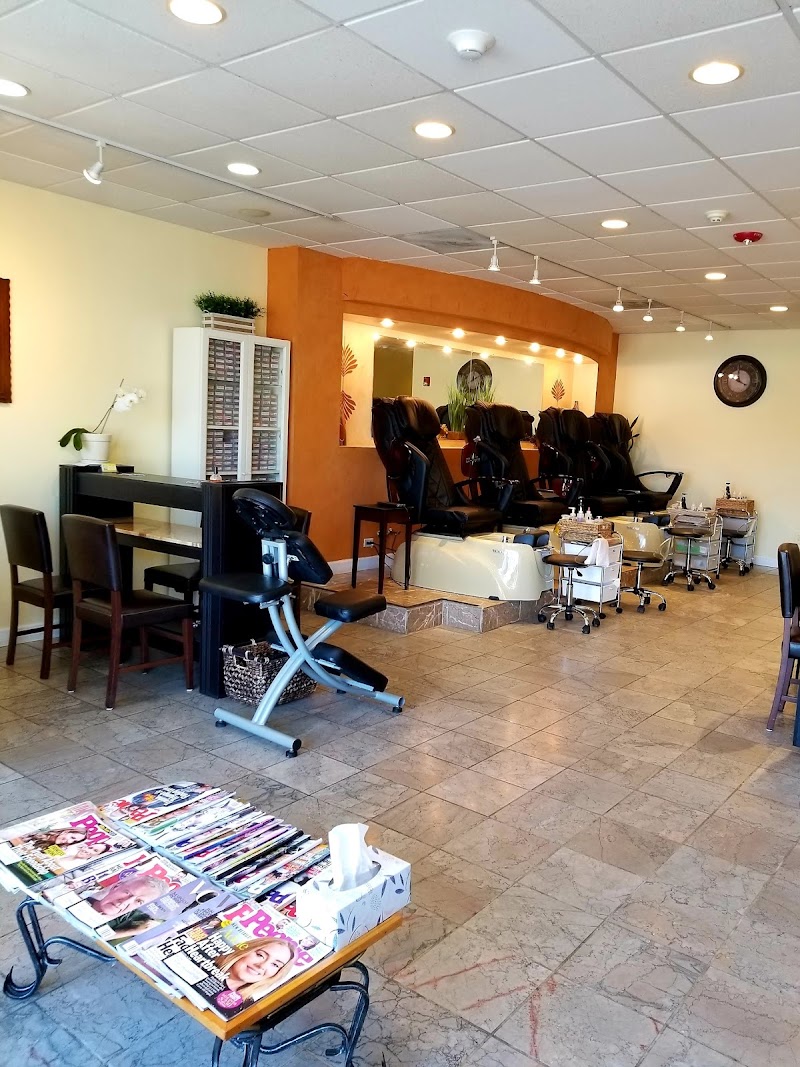 Bella Mani Salon Hanover Park - Day Spa in Hanover Park