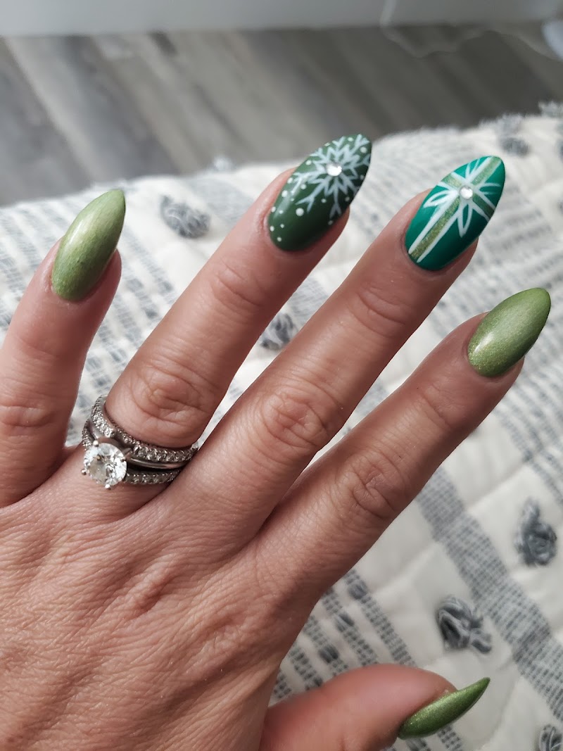 Bellagio Nail Salon East Wenatchee - Day Spa in East Wenatchee