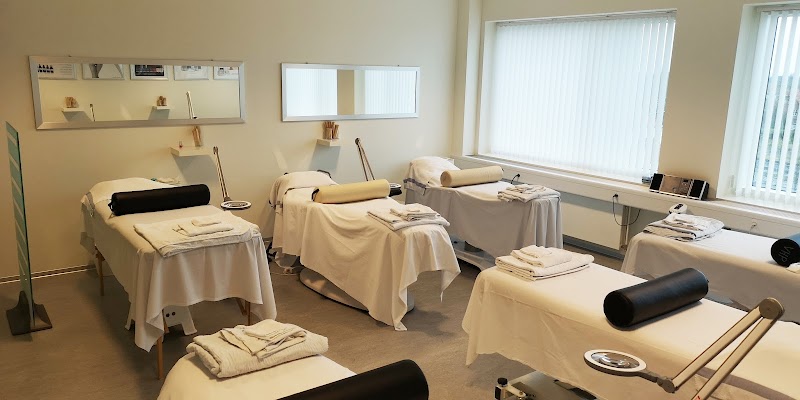 Bevar Dig Vel, massageterapeut og bevægelses-pædagog Louise Marcussen Viborg - Day Spa in Viborg