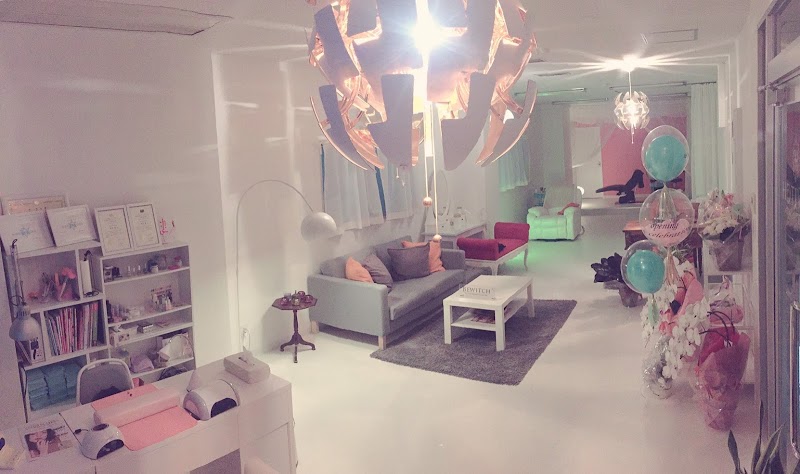 Bewitch Total Beauty Salon Wakayama City - Day Spa in Wakayama City