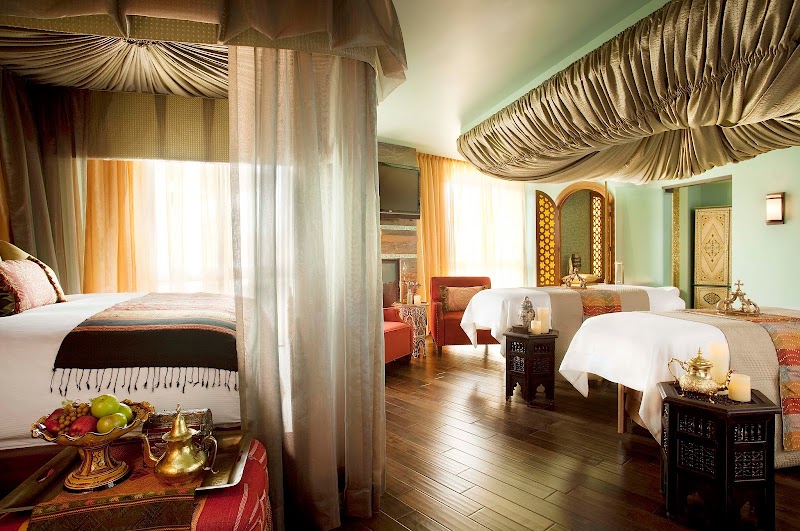 Beyond Massage Therapy at DoubleTree by Hilton in Paradise Valley - Hotel Spa in Paradise Valley