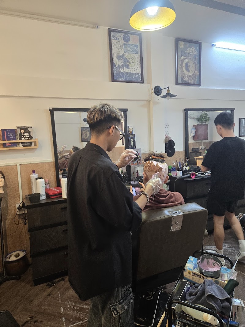 Bi Barbershop Quận Ninh Kiều - Day Spa in Quận Ninh Kiều