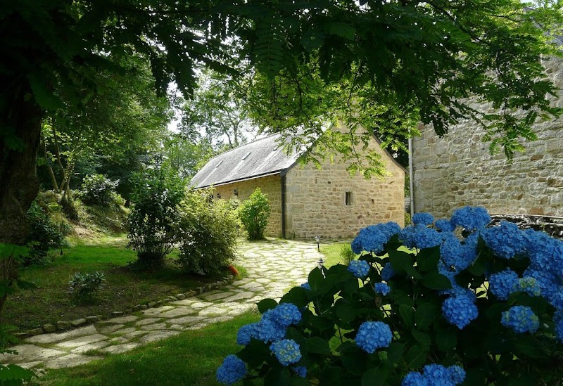 Bien Naturellement - Massage Plomodiern - Day Spa in Plomodiern