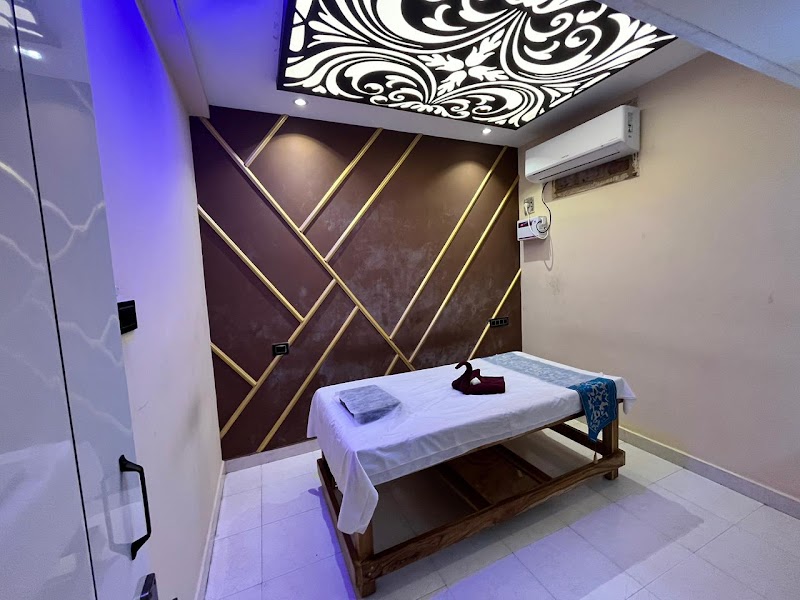 Blue Lounge Spa Mount Road Chennai - Medical Spa in Chennai