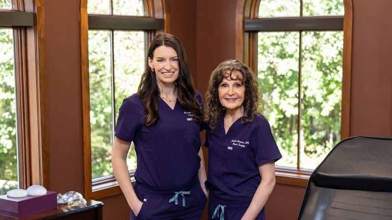 Bonness Cosmetic Surgery And Spa Vita Brookfield - Day Spa in Brookfield