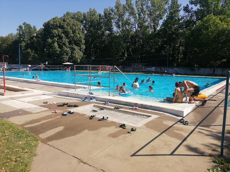 Borostyán Strandfürdő Mezőkovácsháza - Day Spa in Mezőkovácsháza