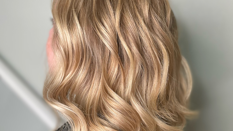 Brava Hair Studio & Day Spa FORT WALTON BEACH - Day Spa in FORT WALTON BEACH