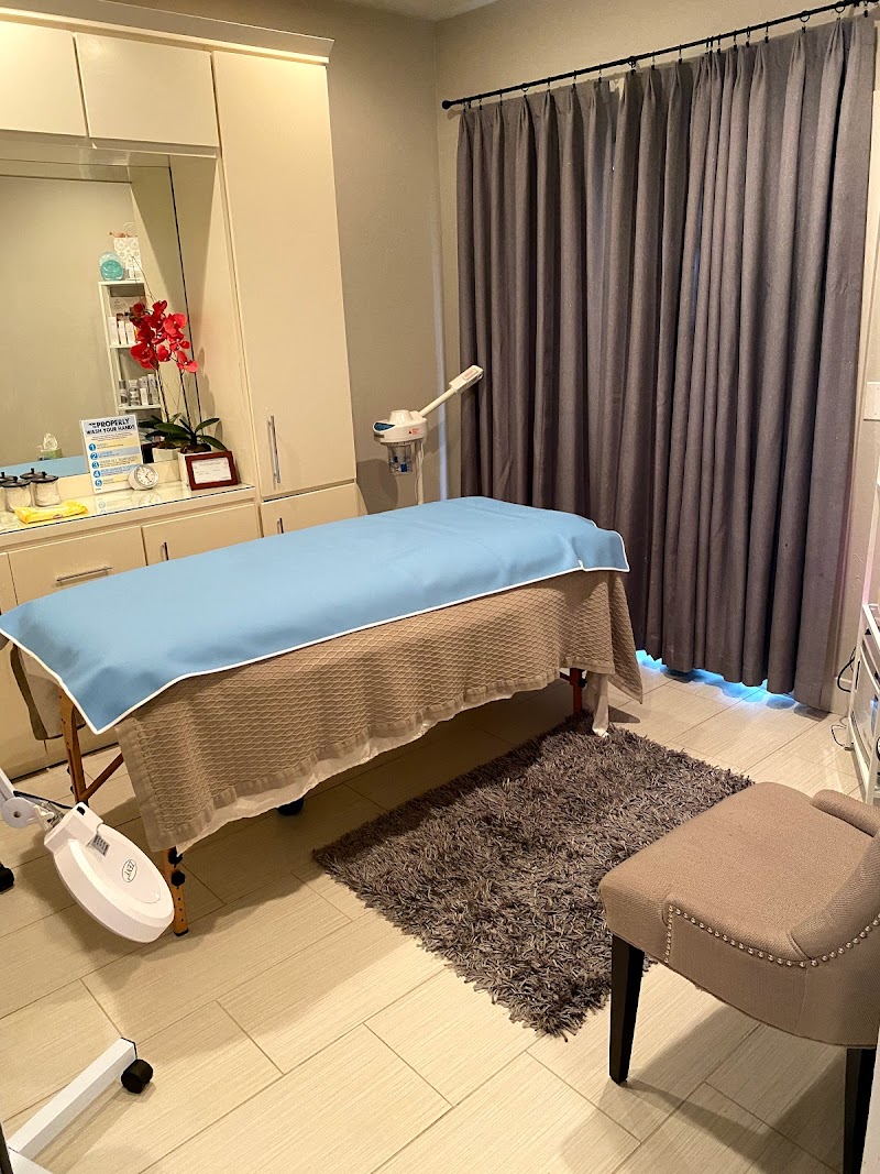 Brenda Cantwell Massage and Skin Care Studio Midwest City - Day Spa in Midwest City