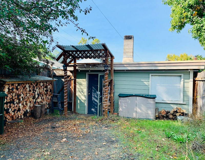 Bright Star Massage Eugene - Day Spa in Eugene