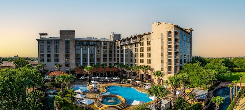 Broken Shoe Resort and Spa Round Rock - Resort Spa in Round Rock