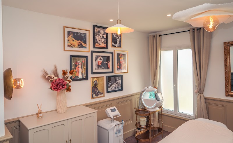 Browmance esthétique Pont-l'Évêque - Day Spa in Pont-l'Évêque