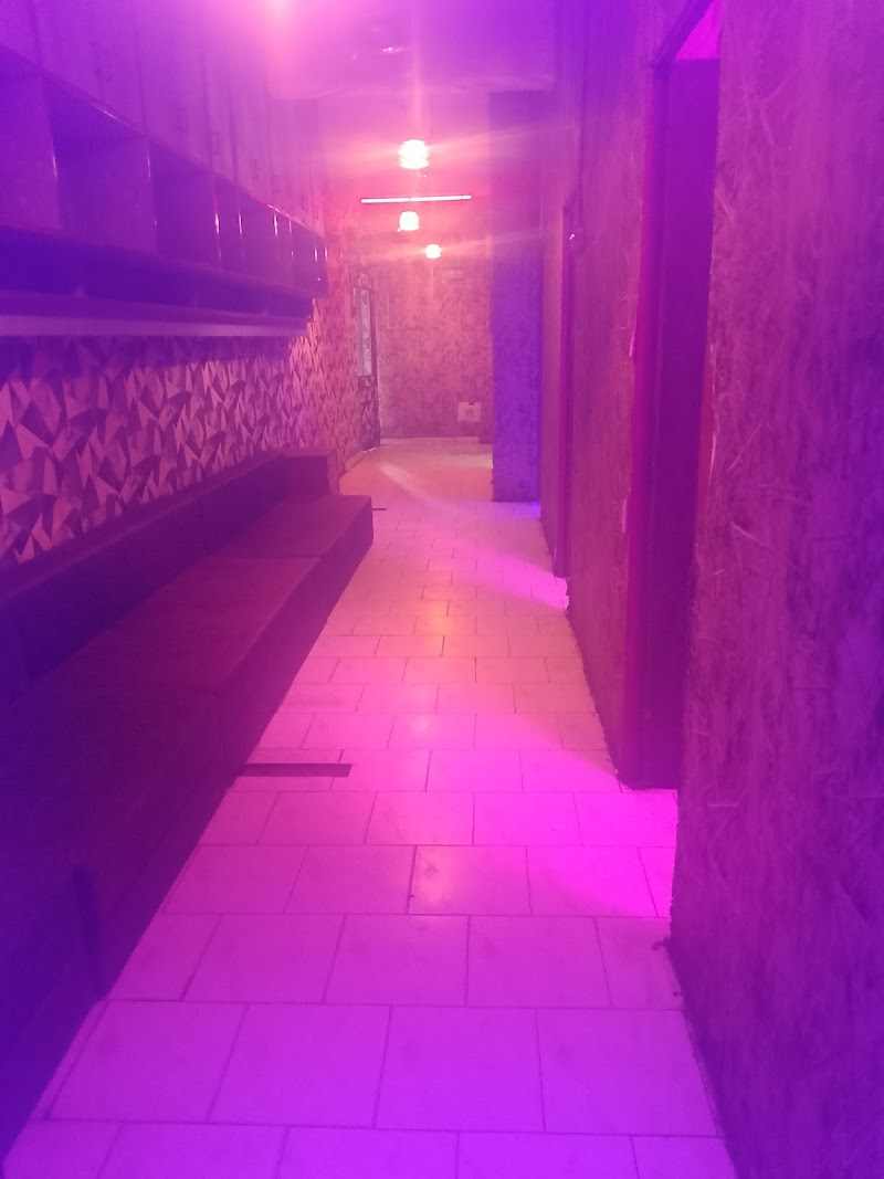 BtoB buddha spa massage centre in paharganj Delhi - Wellness Clinic in Delhi