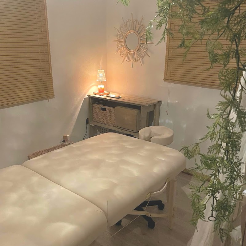 Bua Luang Thai Massage Bualuang Thai Traditional Massage Isesaki City - Day Spa in Isesaki City