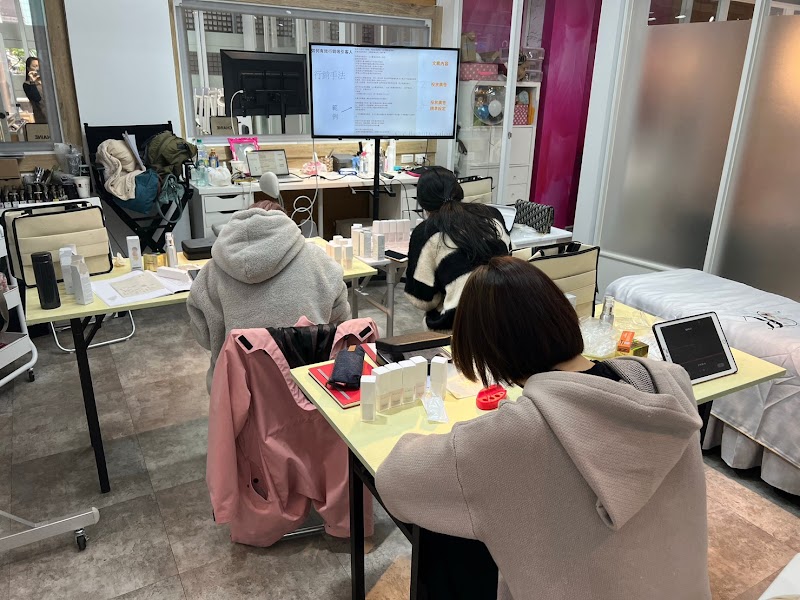 C.C Beauty Salon Pingtung City - Day Spa in Pingtung City