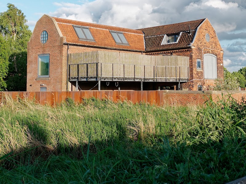 C V Hairdressing & Day Spa Barrow upon Humber - Day Spa in Barrow upon Humber